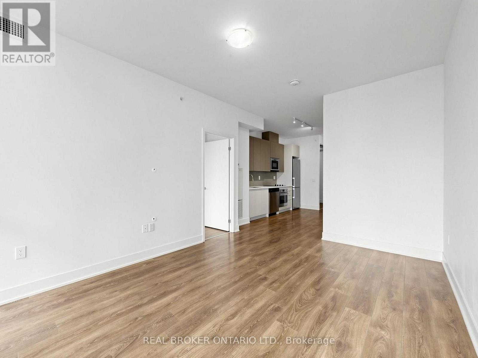 3305 - 2908 Highway 7 Road, Vaughan (Concord), Ontario  L4K 1V5 - Photo 14 - N13473280