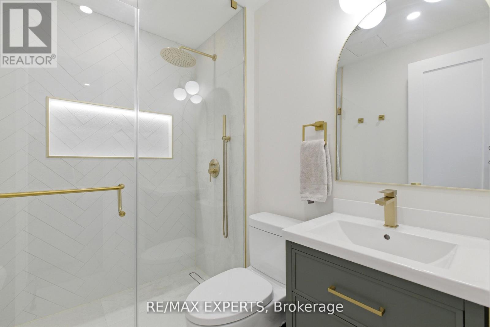 12 Valley Point Crescent, King, Ontario  L7B 0B7 - Photo 42 - N13473364