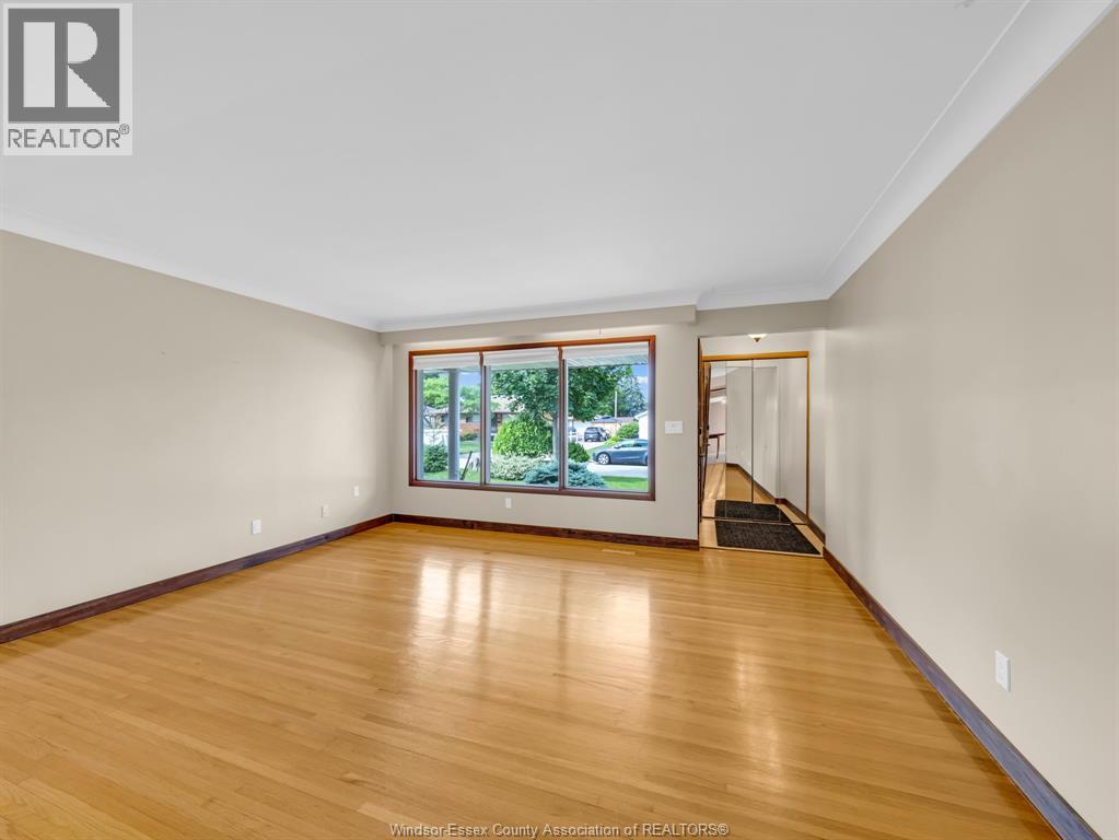 424 Laporte Avenue, Windsor, Ontario  N8S 3R2 - Photo 4 - 26014761