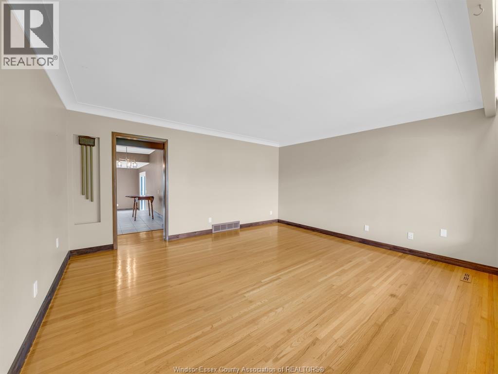 424 Laporte Avenue, Windsor, Ontario  N8S 3R2 - Photo 5 - 26014761