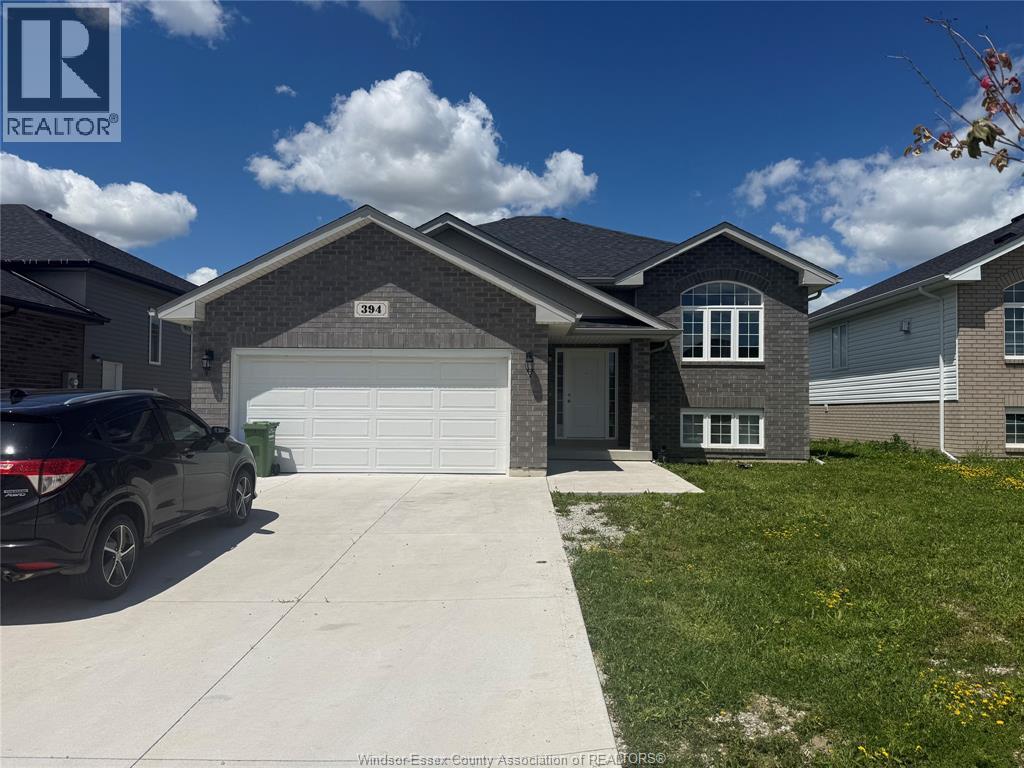 MLS# 26014747: 394 HEMLOCK LANE Unit# UPPER, Lakeshore, Canada