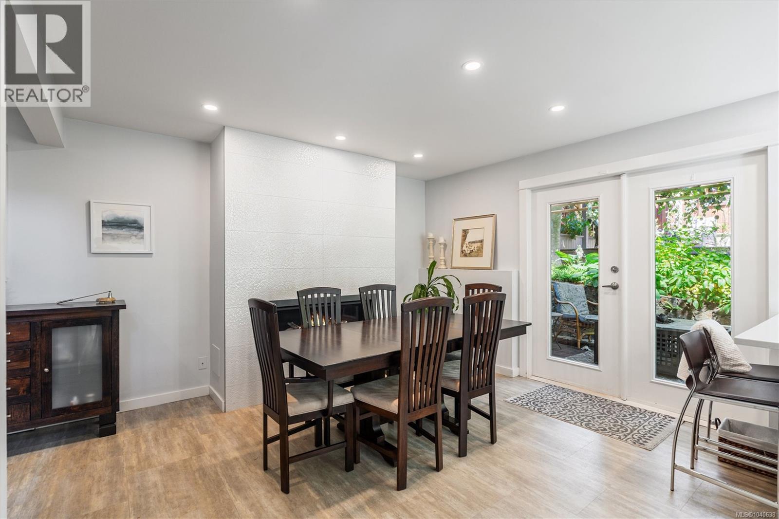 2577 Empire St, Victoria, British Columbia  V8T 3M5 - Photo 10 - 1040638