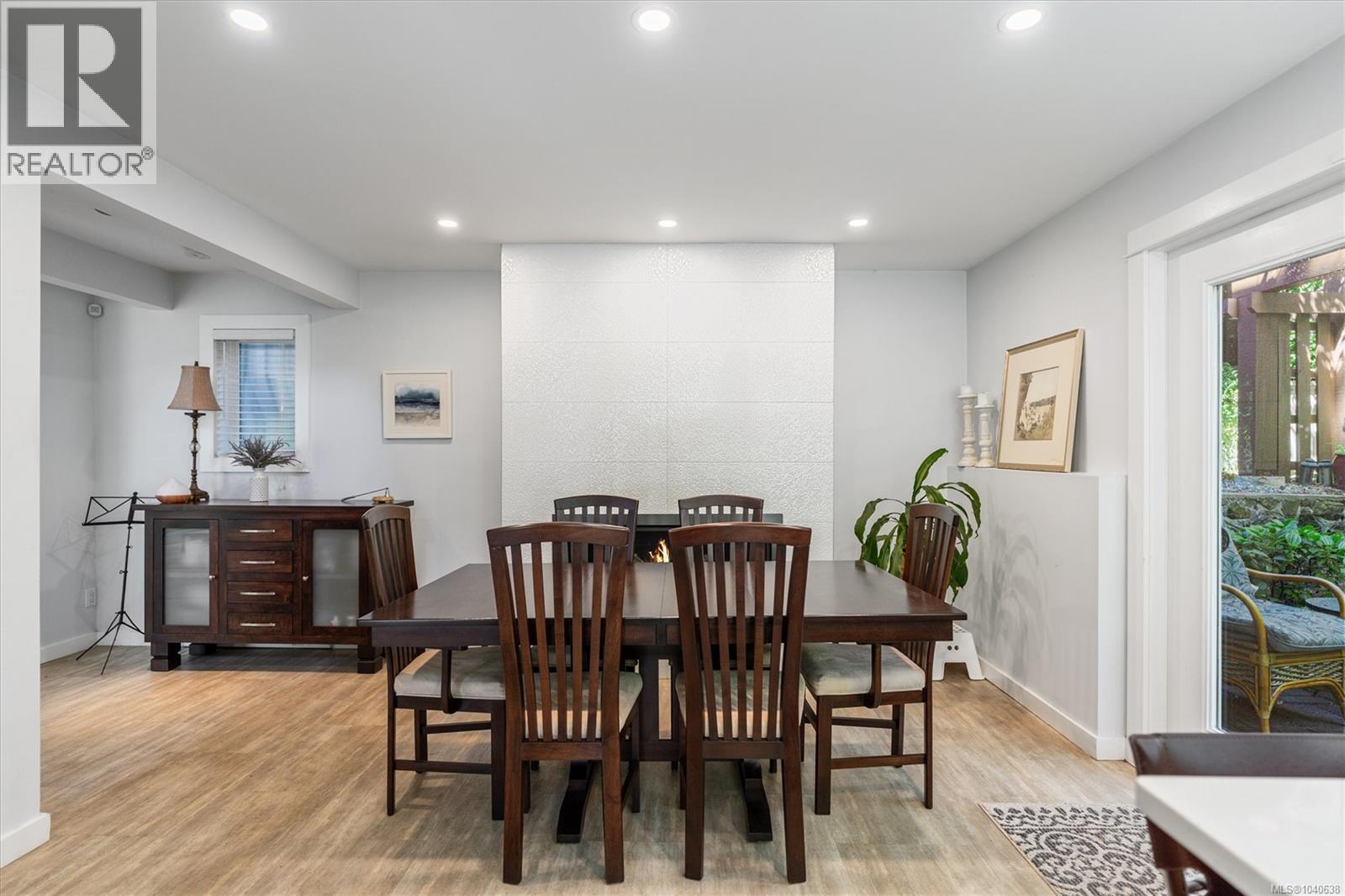 2577 Empire St, Victoria, British Columbia  V8T 3M5 - Photo 9 - 1040638