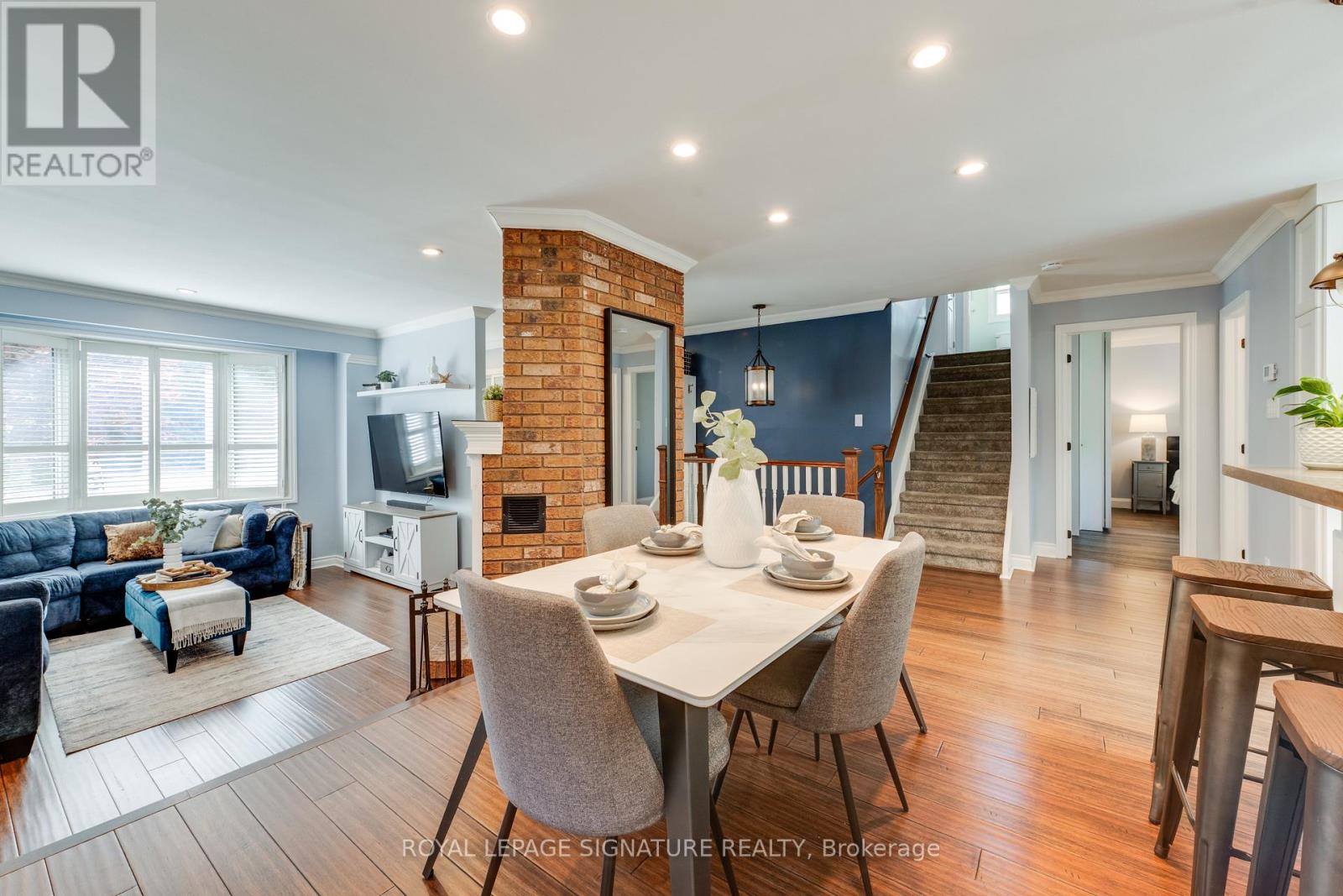 361 Dyson Road, Pickering, Ontario  L1W 2N2 - Photo 7 - E13473258