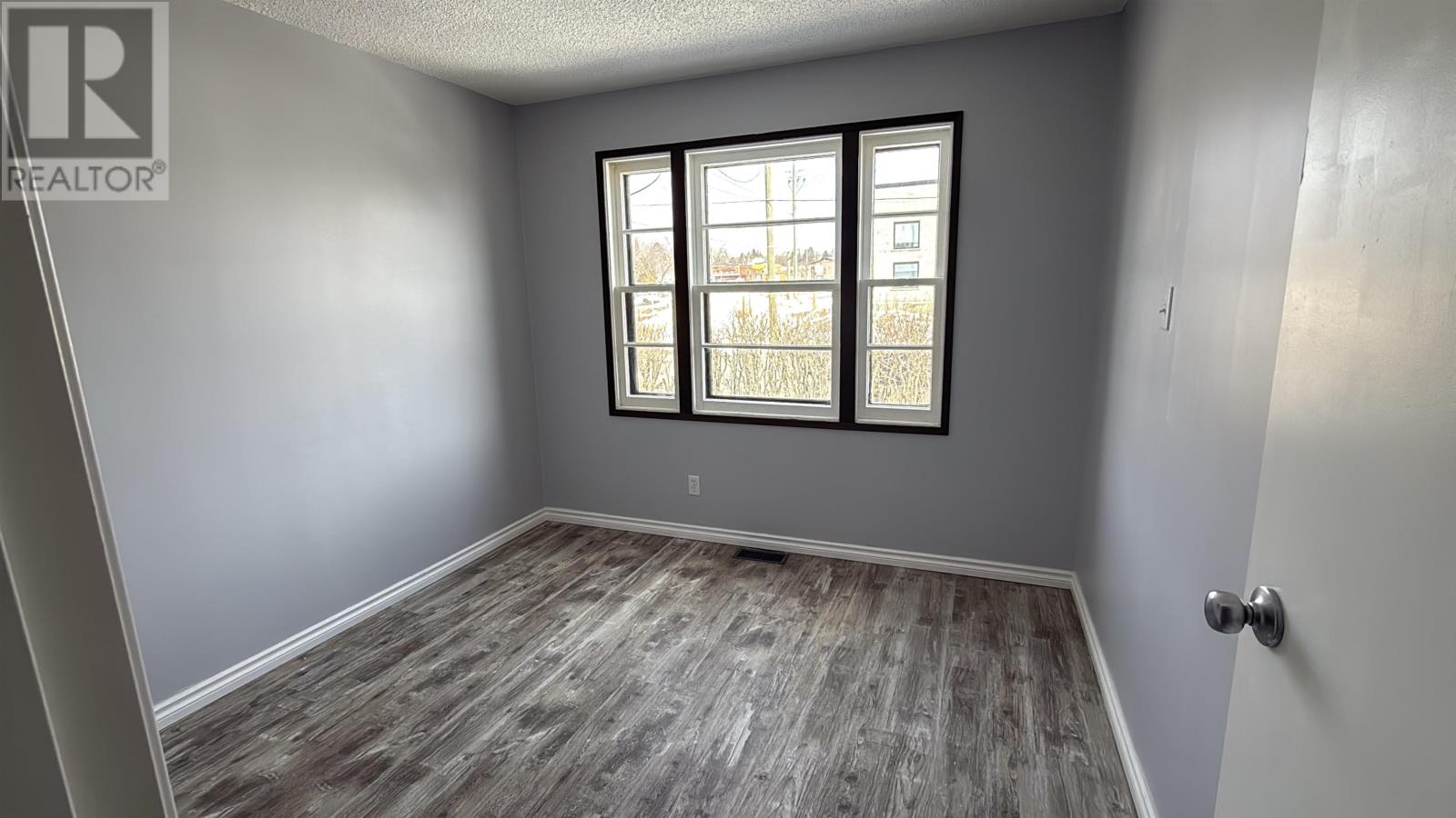 369 Cumberland St, Thunder Bay, Ontario  P7A 4P4 - Photo 8 - TB2601428