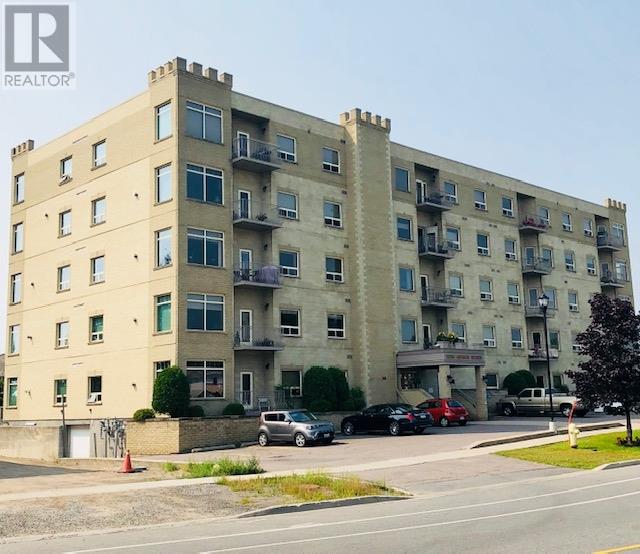 208 253 Pioneer DR, Thunder Bay, Ontario