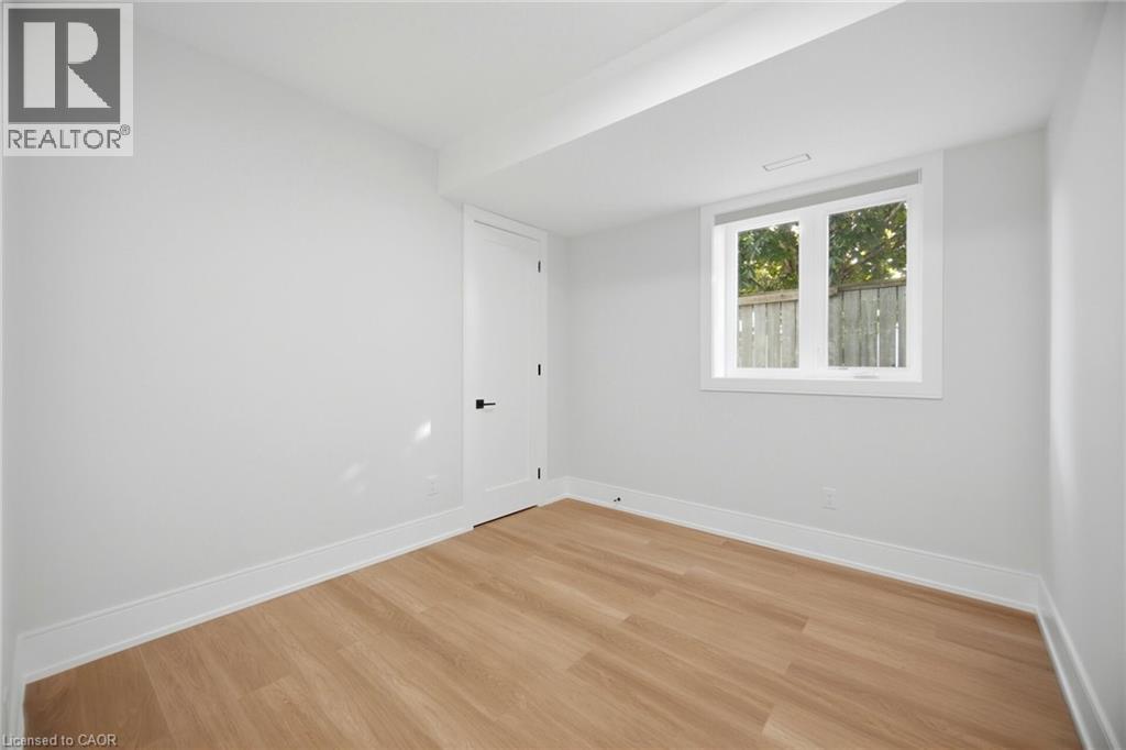 1230 Alexandra Avenue, Mississauga, Ontario  L5E 2A5 - Photo 37 - 40838559