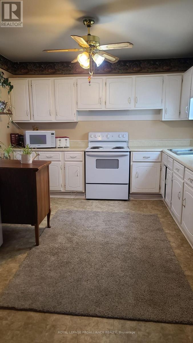 739 Edward Street, Prescott, Ontario  K0E 1T0 - Photo 11 - X13473660