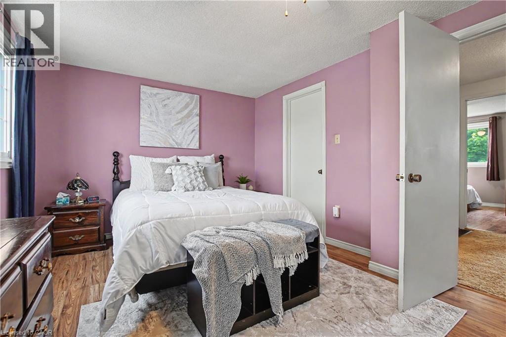 196 Guildwood Drive, Hamilton, Ontario  L9C 6S5 - Photo 23 - 40838283