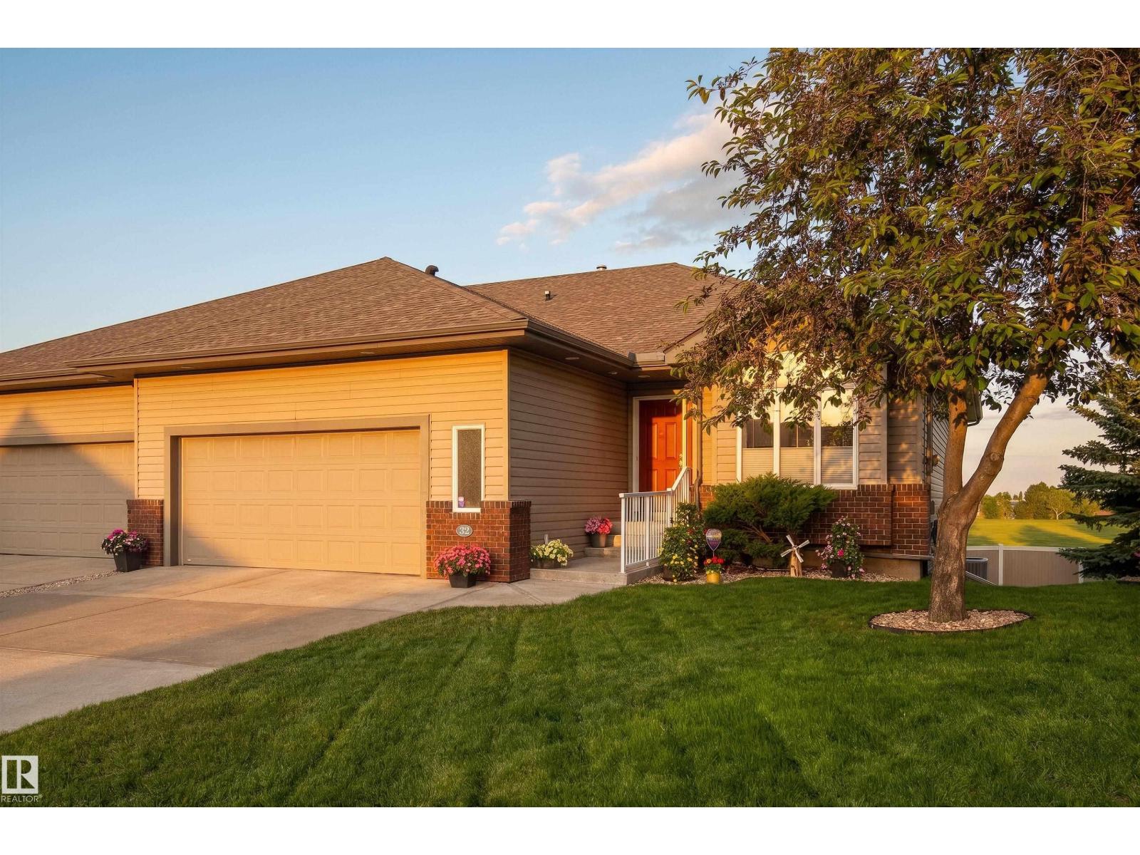 #32 18 Charlton WY, sherwood park, Alberta