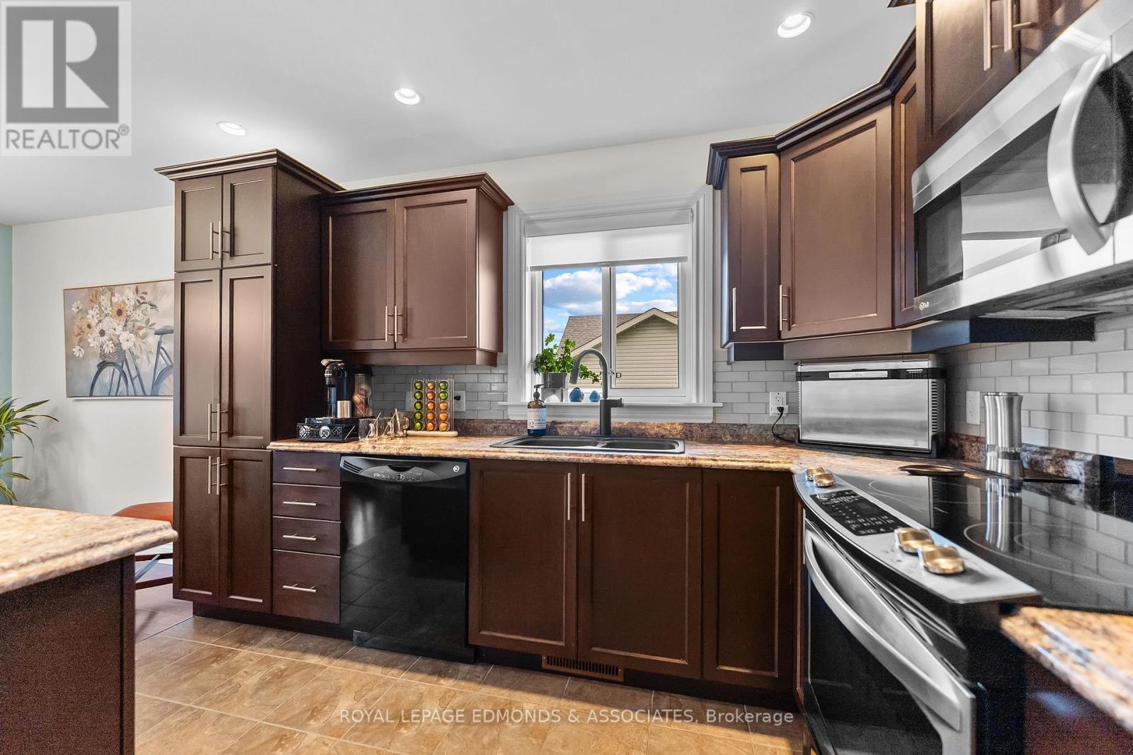 51 Bedard Boulevard, Petawawa, Ontario K8H 0B7 - Photo 17 - X13473640