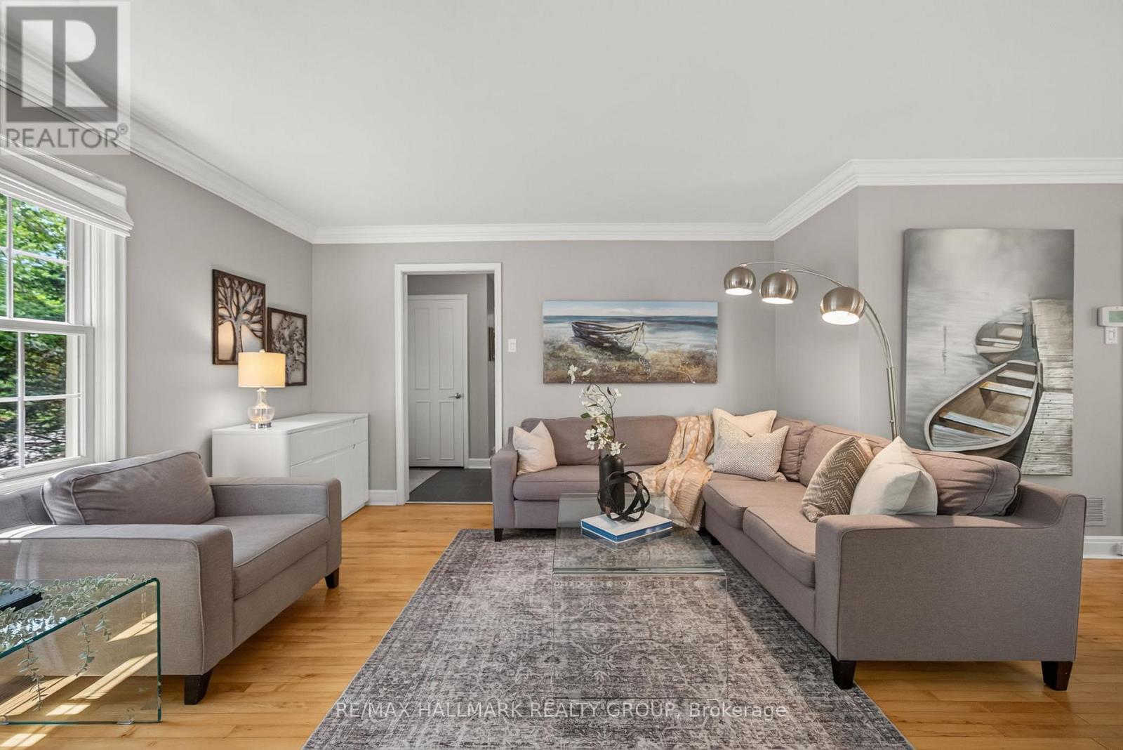 1 Bedford Crescent, Ottawa, Ontario  K1K 0E3 - Photo 12 - X13473606
