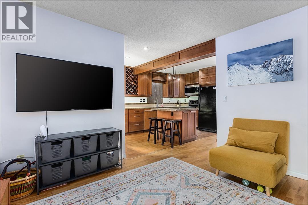 7360 Toba Place, Vancouver, British Columbia  V5S 4B4 - Photo 6 - R3138217