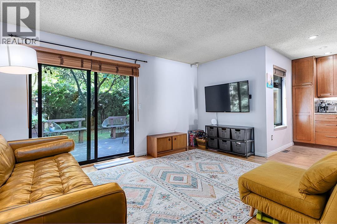 7360 Toba Place, Vancouver, British Columbia  V5S 4B4 - Photo 7 - R3138217