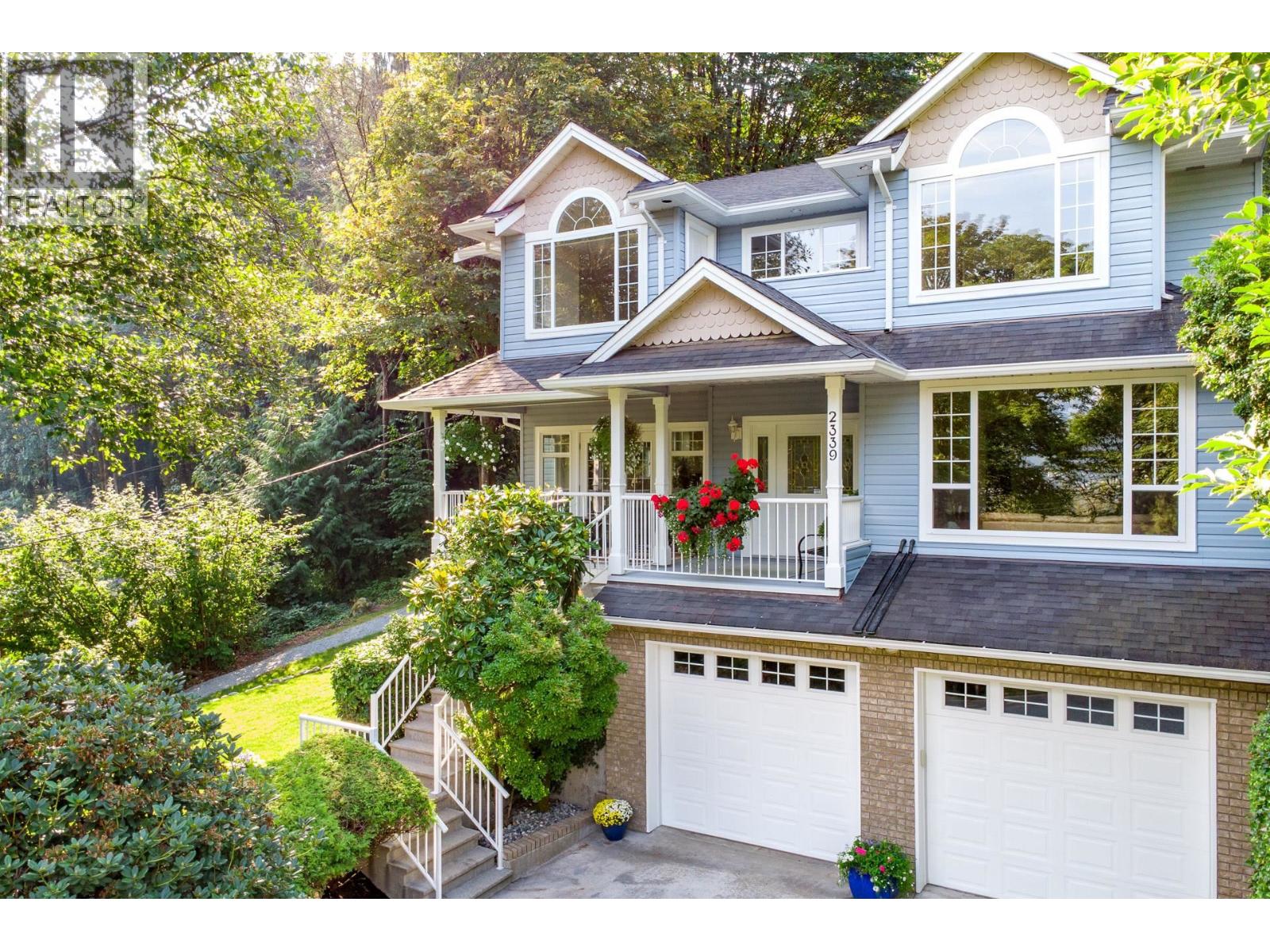 2339 St George Street, Port Moody, British Columbia V3H 2G3 - Photo 3 - R3138218