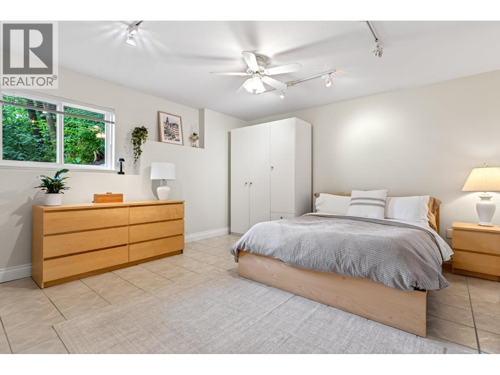 2339 St George Street, Port Moody, British Columbia V3H 2G3 - Photo 39 - R3138218