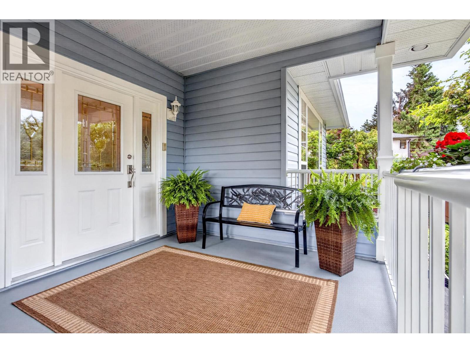 2339 St George Street, Port Moody, British Columbia V3H 2G3 - Photo 5 - R3138218