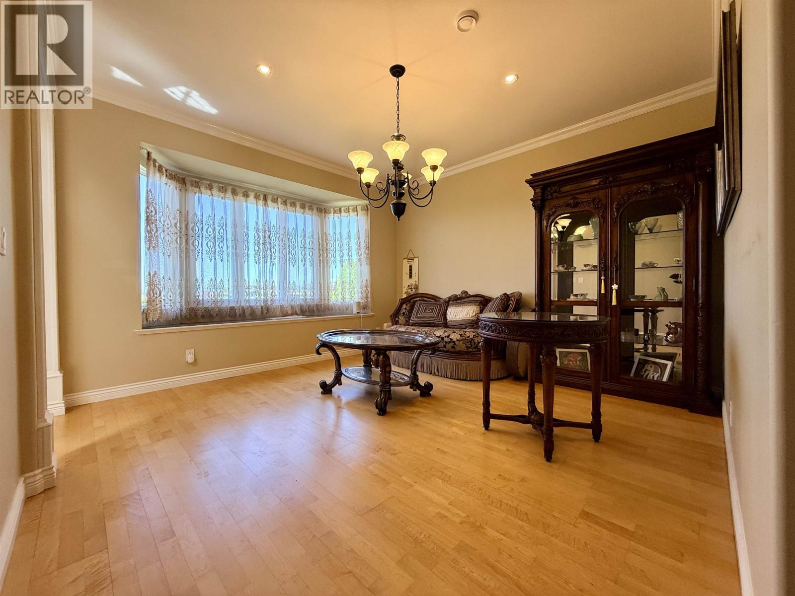 968 Burnwood Avenue, Burnaby, British Columbia  V5A 4W7 - Photo 6 - R3138202