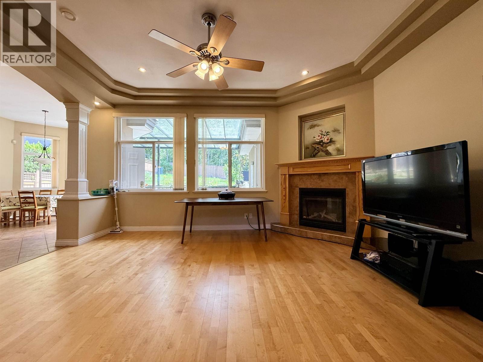 968 Burnwood Avenue, Burnaby, British Columbia  V5A 4W7 - Photo 7 - R3138202