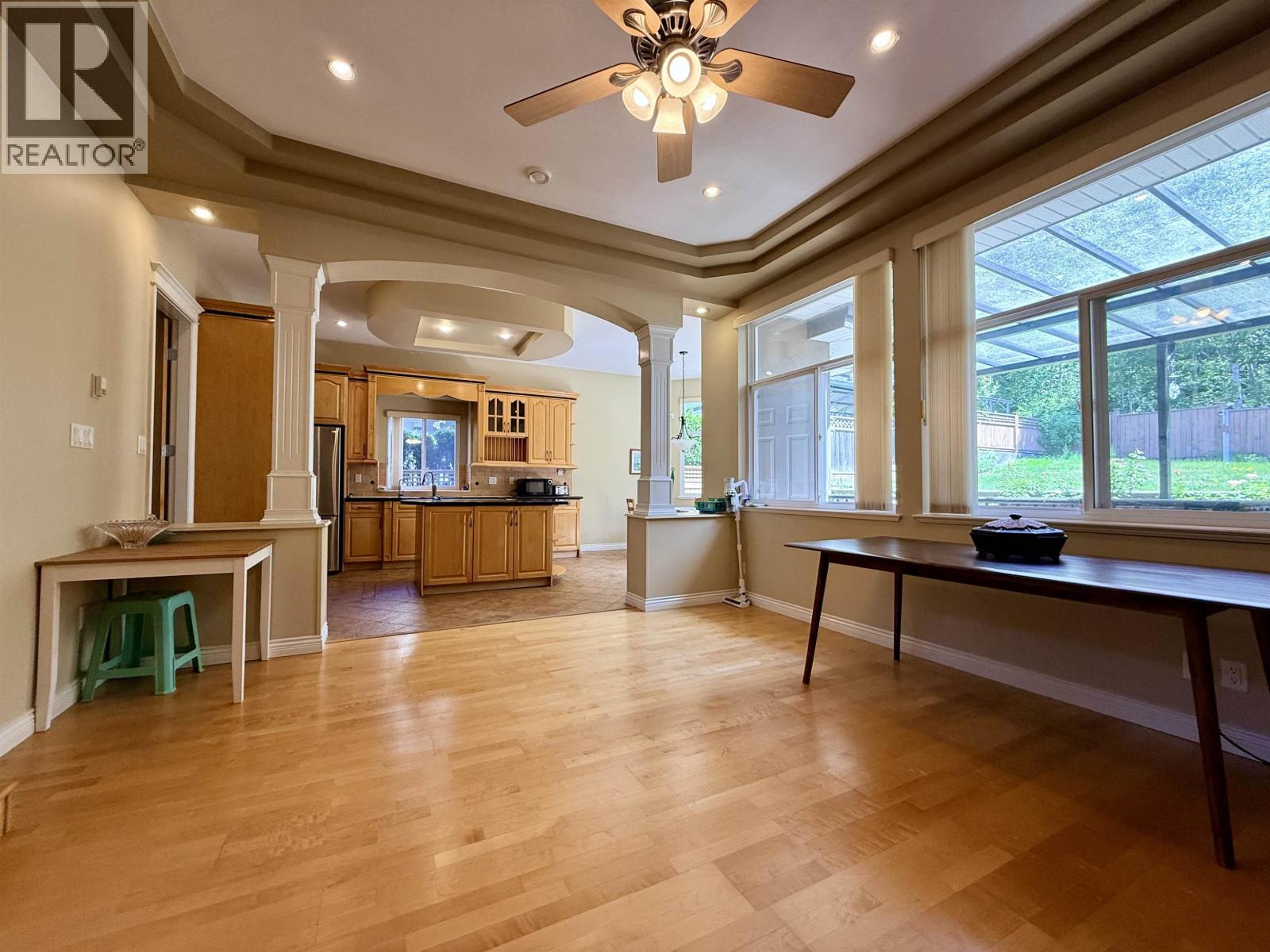 968 Burnwood Avenue, Burnaby, British Columbia  V5A 4W7 - Photo 8 - R3138202