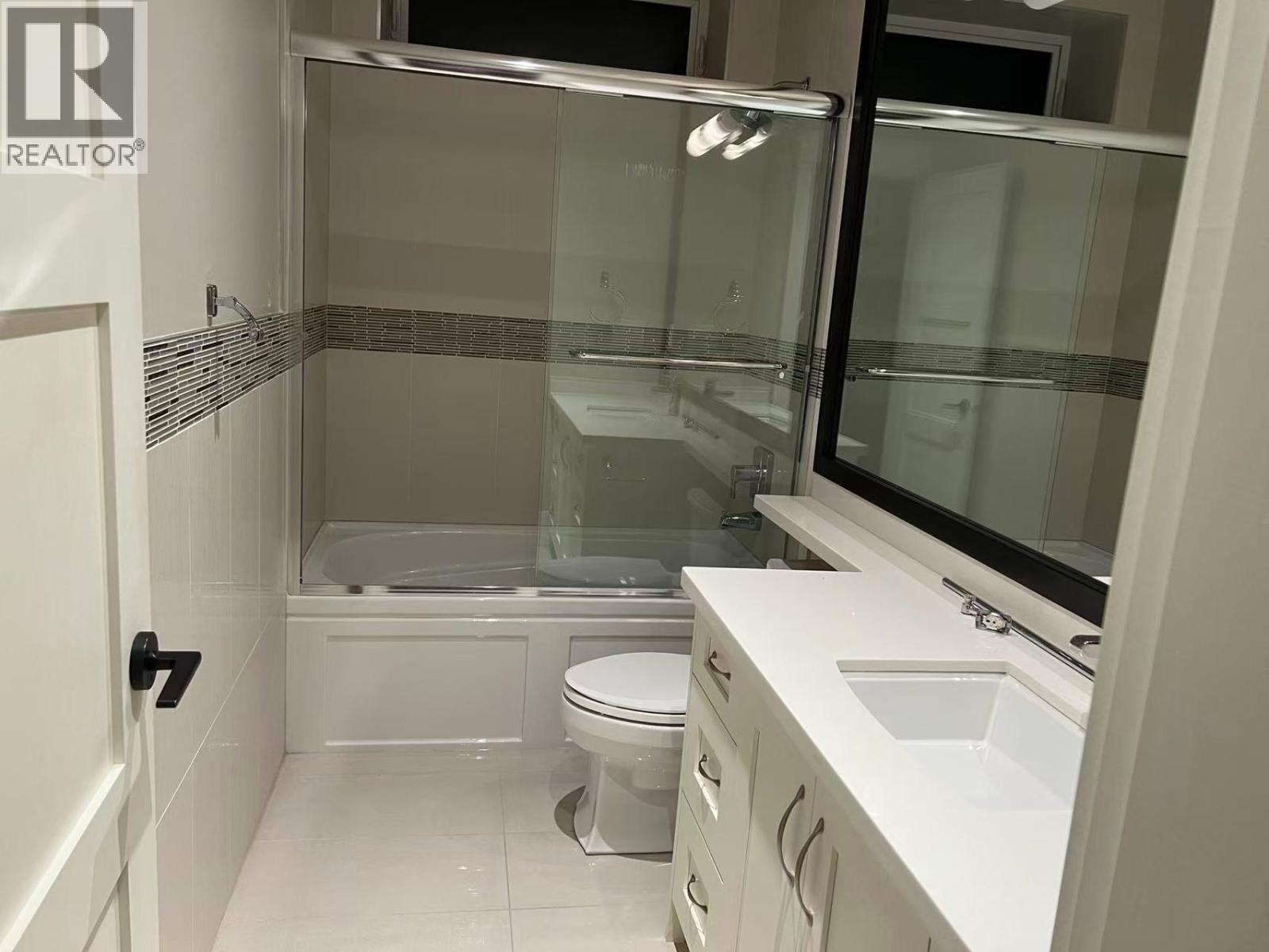 Lower 6436 Vine Street, Vancouver, British Columbia  V6M 4B1 - Photo 5 - R3138212