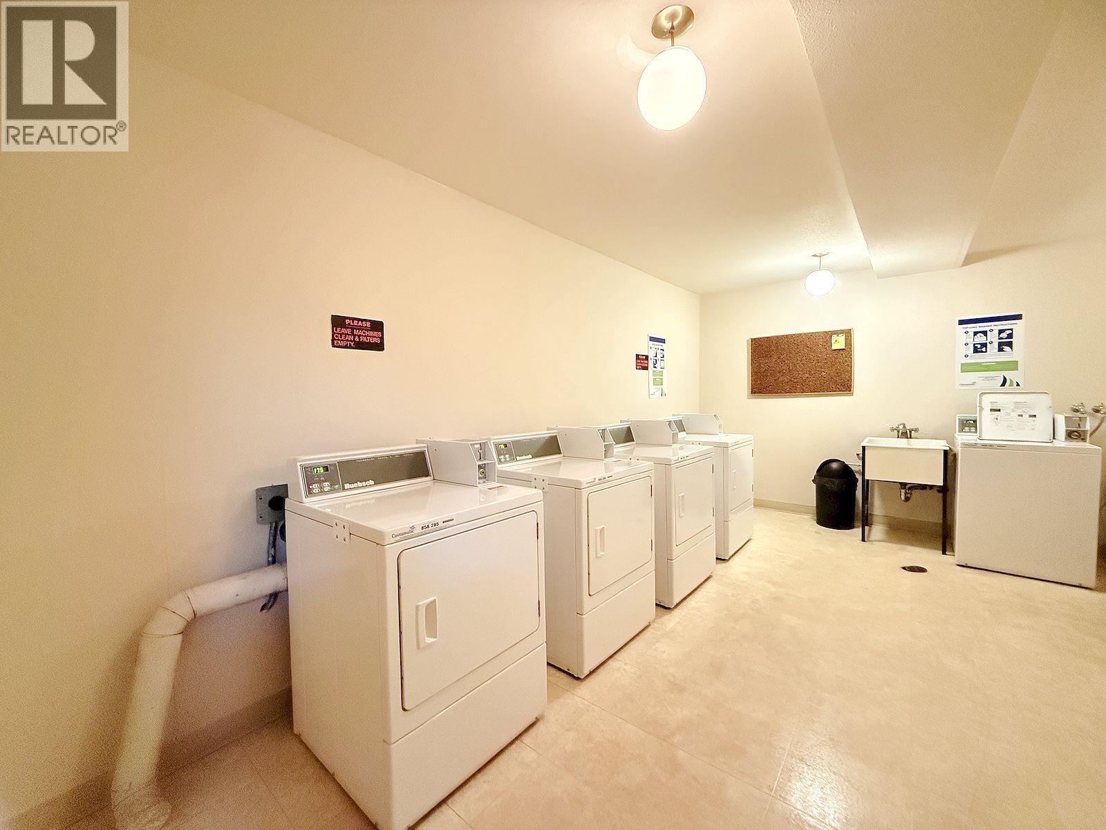 6380 Buswell St Richmond, Richmond, British Columbia  V6Y 2G2 - Photo 4 - R3138216