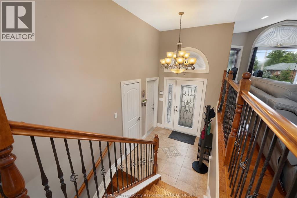 3998 Cosenza Street, Windsor, Ontario  N9G 0A5 - Photo 7 - 26014745