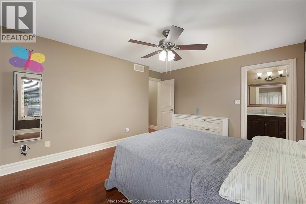 3998 Cosenza Street, Windsor, Ontario  N9G 0A5 - Photo 18 - 26014745