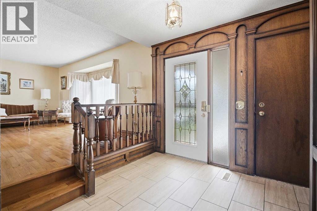 228 Norfolk Road Nw, Calgary, Alberta  T2K 5P7 - Photo 9 - A2319937