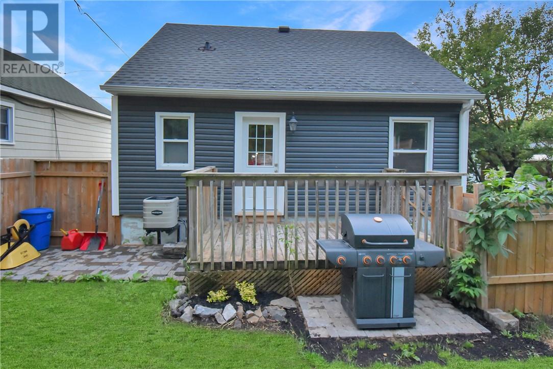 124 Stanley Street, Sudbury, Ontario  P3C 3Y8 - Photo 3 - 2128584