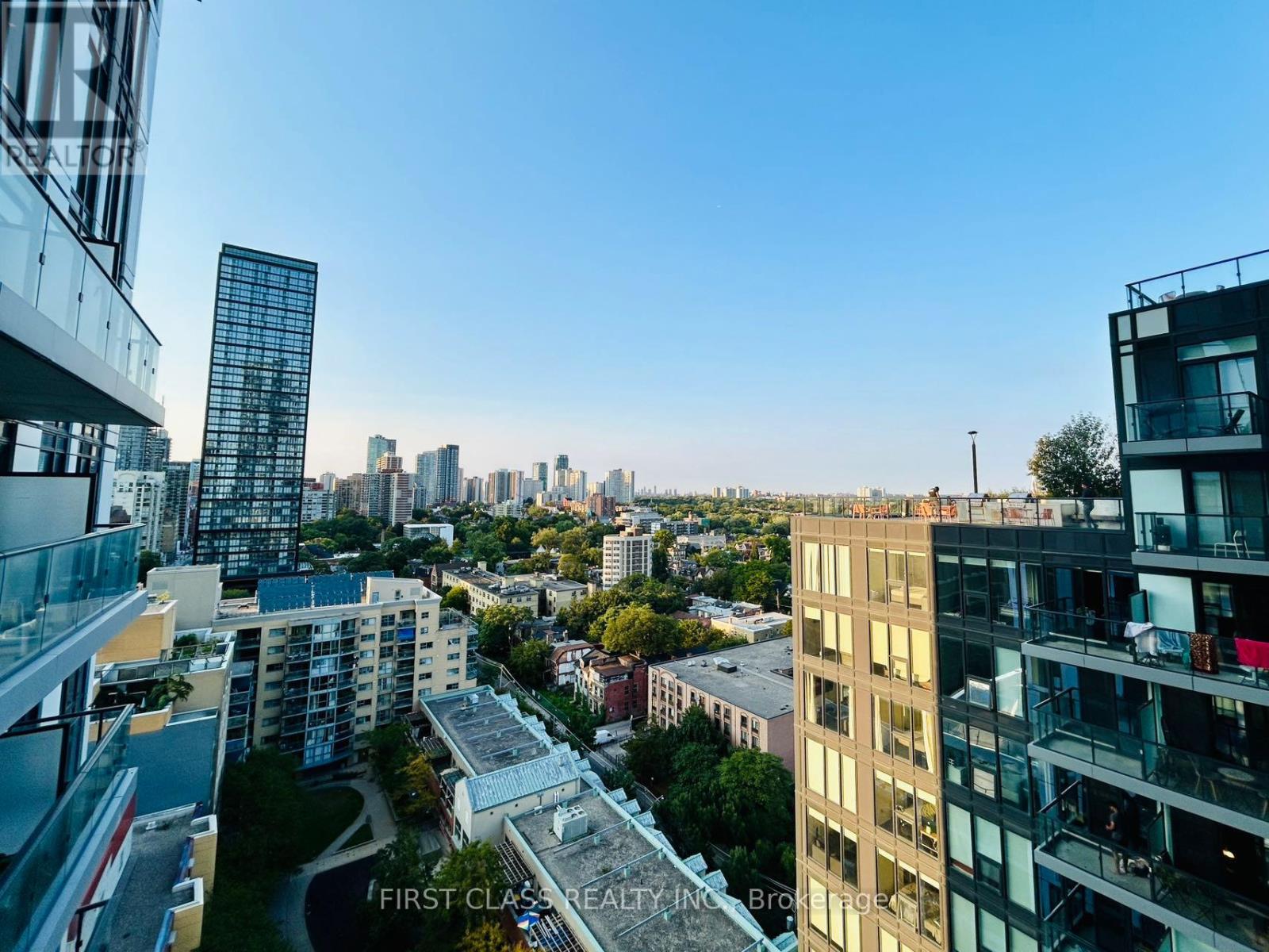 1801 - 251 JARVIS STREET, Toronto, Ontario