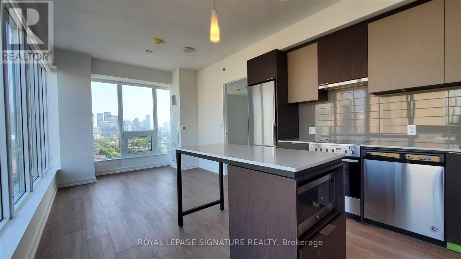 1108 - 203 COLLEGE STREET, Toronto, Ontario