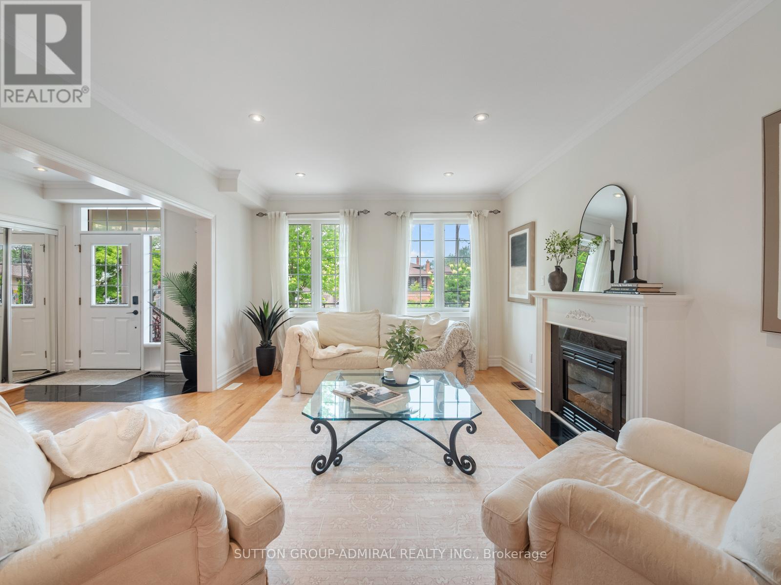 255 Cocksfield Avenue, Toronto, Ontario  M3H 3T6 - Photo 9 - C13473596