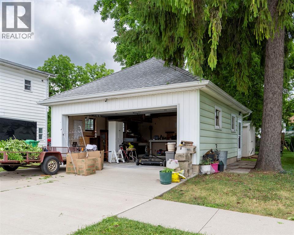441 Queen Street, Petrolia photo 32