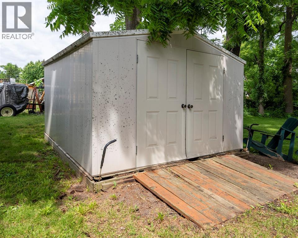441 Queen Street, Petrolia photo 36