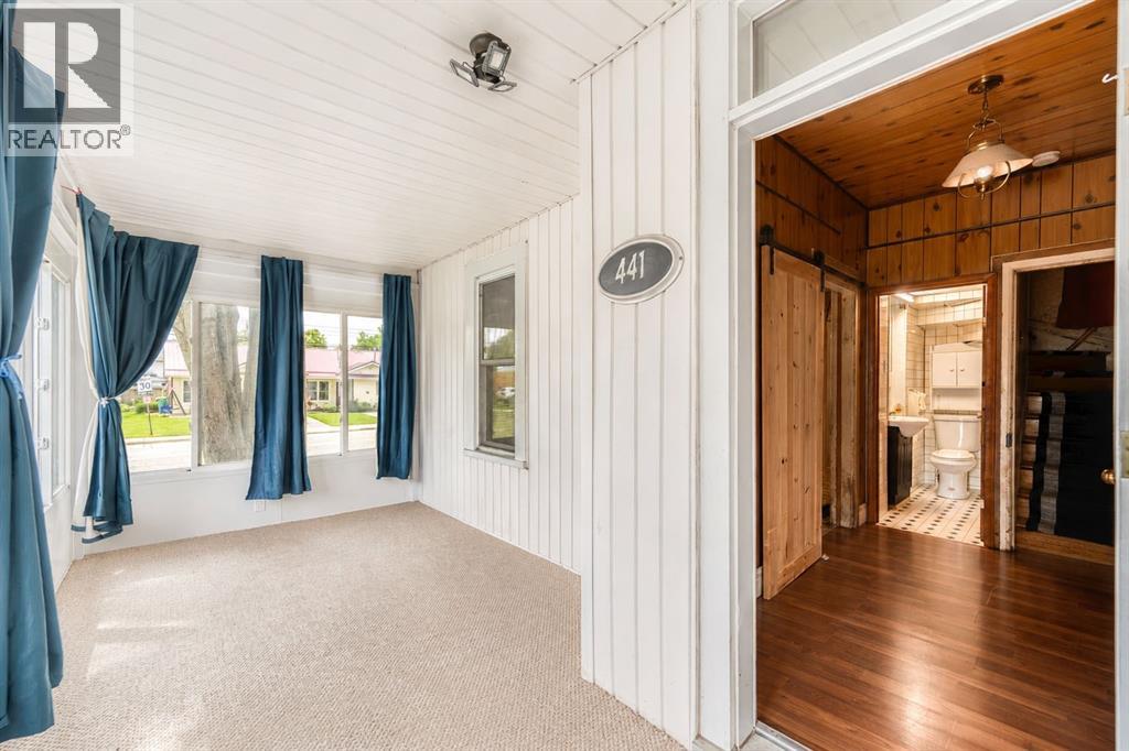 441 Queen Street, Petrolia photo 9