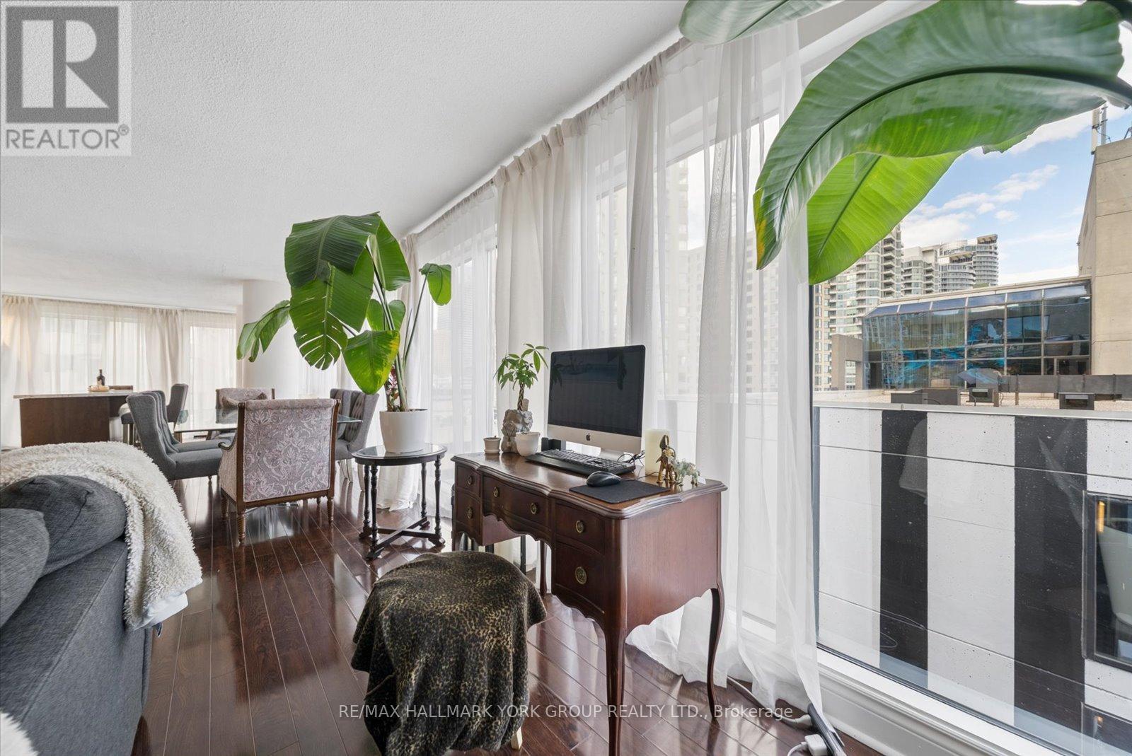 705 - 251 Queens Quay W, Toronto, Ontario  M5J 2N6 - Photo 15 - C13451130