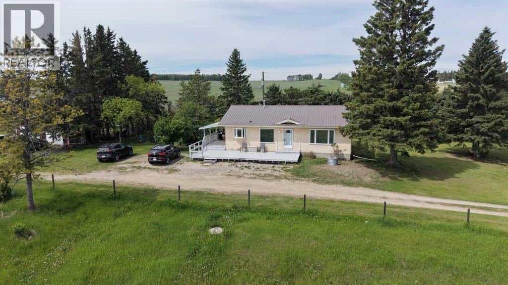 33025 Township Road 290, Rural Rocky View County, Alberta  T0M 0S0 - Photo 2 - A2321293