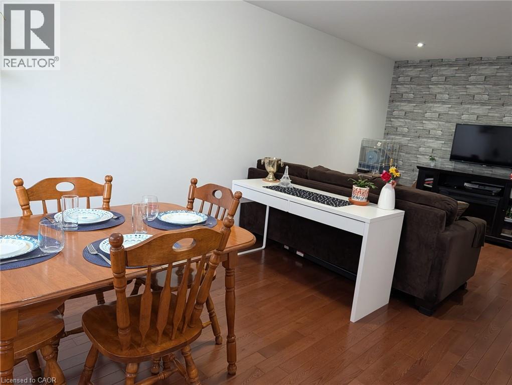 1350 Limeridge Road E Unit# 18, Hamilton, Ontario  L8W 1L6 - Photo 3 - 40836397