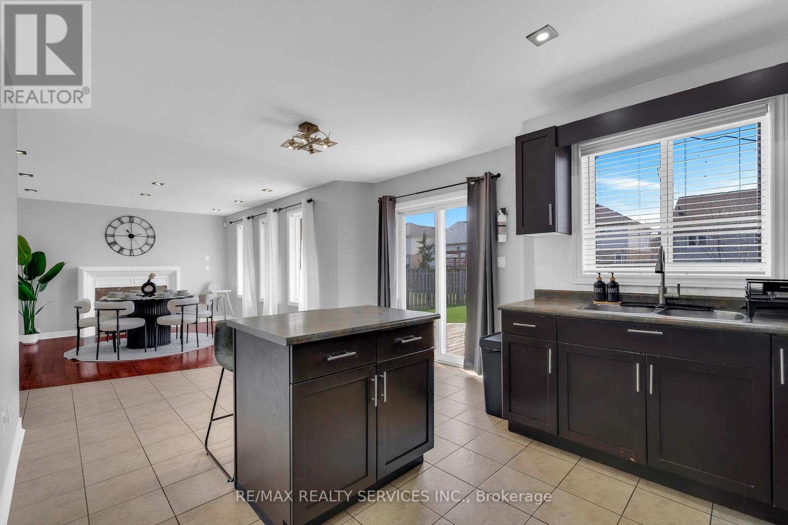 7009 Kalar Road, Niagara Falls, Ontario  L2H 3J6 - Photo 11 - X13473556