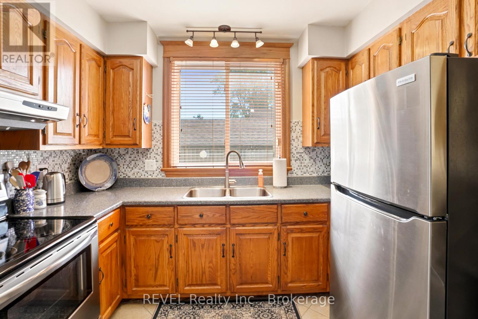 99 Young Street, Welland (Welland Downtown), Ontario  L3B 4C5 - Photo 12 - X13473882