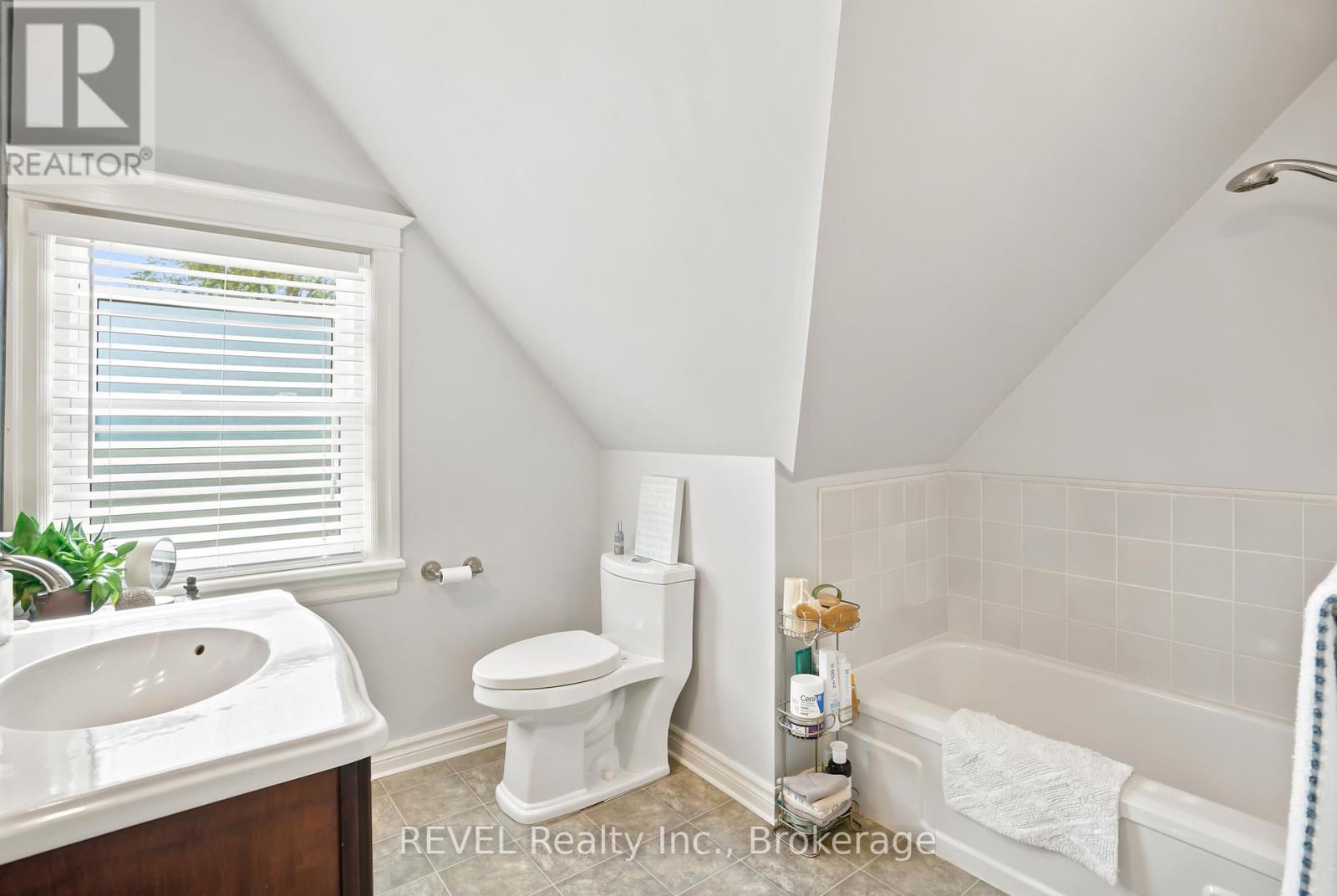 99 Young Street, Welland (Welland Downtown), Ontario  L3B 4C5 - Photo 22 - X13473882