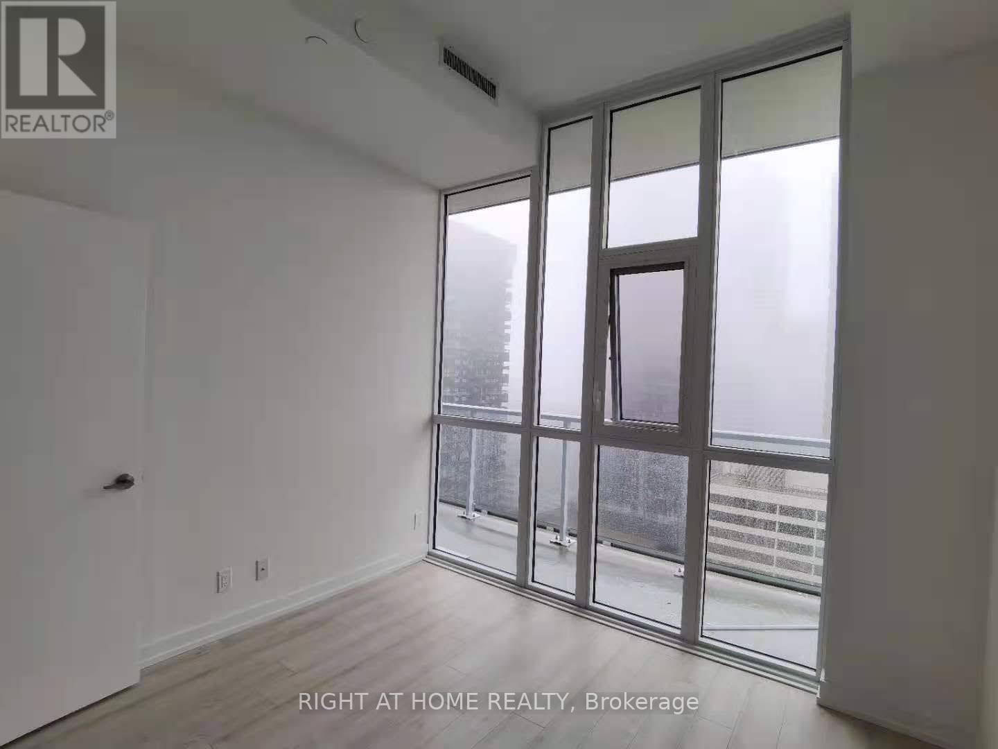 2008 - 33 Helendale Avenue, Toronto, Ontario  M4R 0A4 - Photo 8 - C13473942