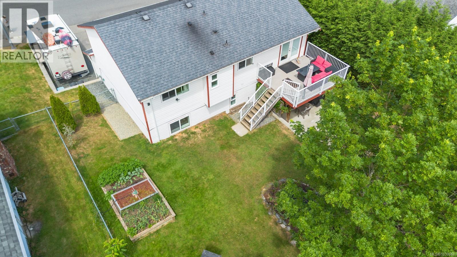 487 Ninth St, Nanaimo, British Columbia  V9R 6Z3 - Photo 3 - 1039963
