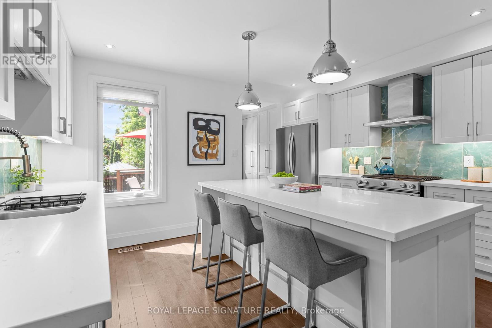 113 Merrill Avenue E, Toronto, Ontario  M4C 1C8 - Photo 12 - E13473760