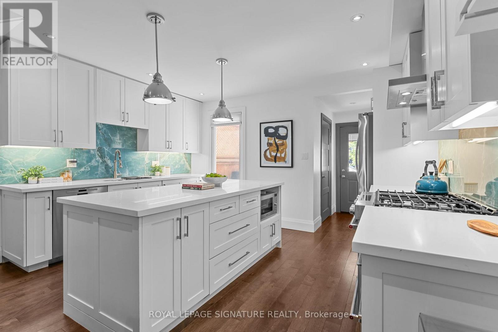 113 Merrill Avenue E, Toronto, Ontario  M4C 1C8 - Photo 13 - E13473760