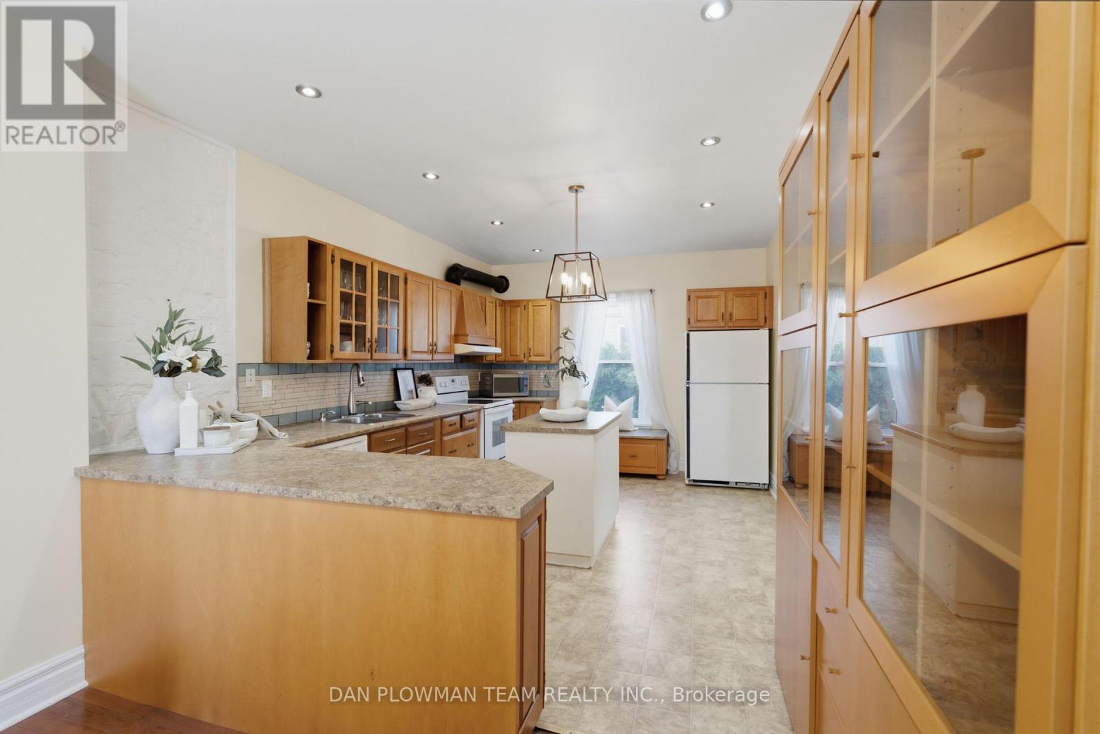 176 Annis Street, Oshawa, Ontario  L1H 3P4 - Photo 8 - E13473846