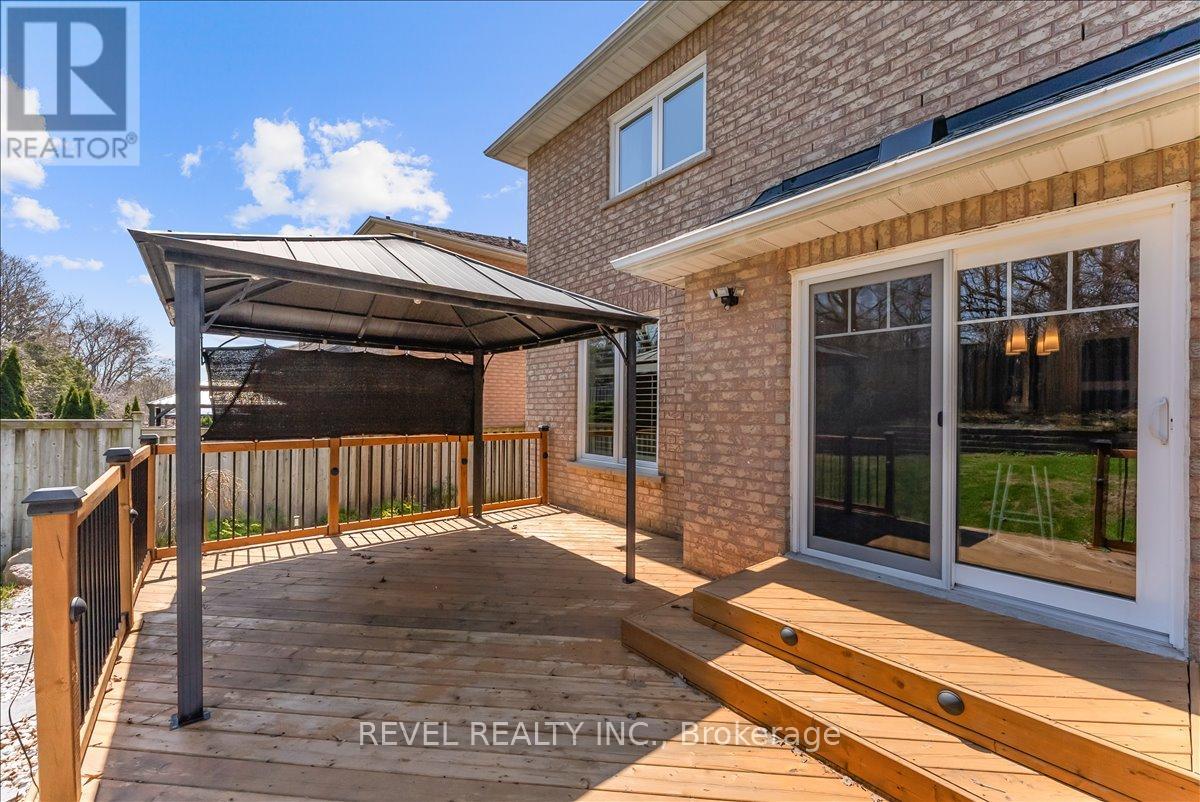 30 Linderwood Drive, Toronto, Ontario  M1C 3P8 - Photo 45 - E13473956
