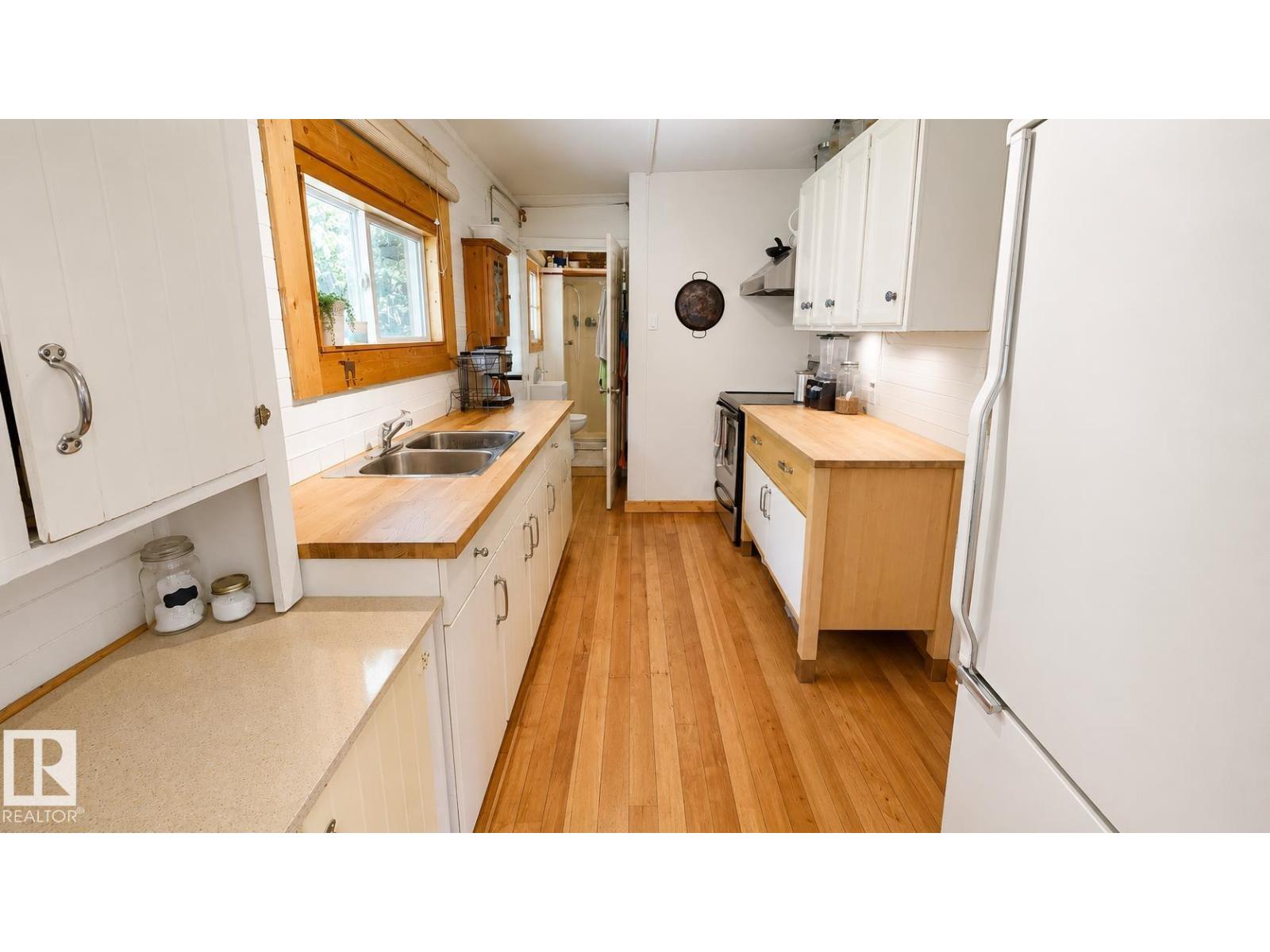 144 6 St S, Rural Parkland County, Alberta  T0E 2B0 - Photo 5 - E4495043
