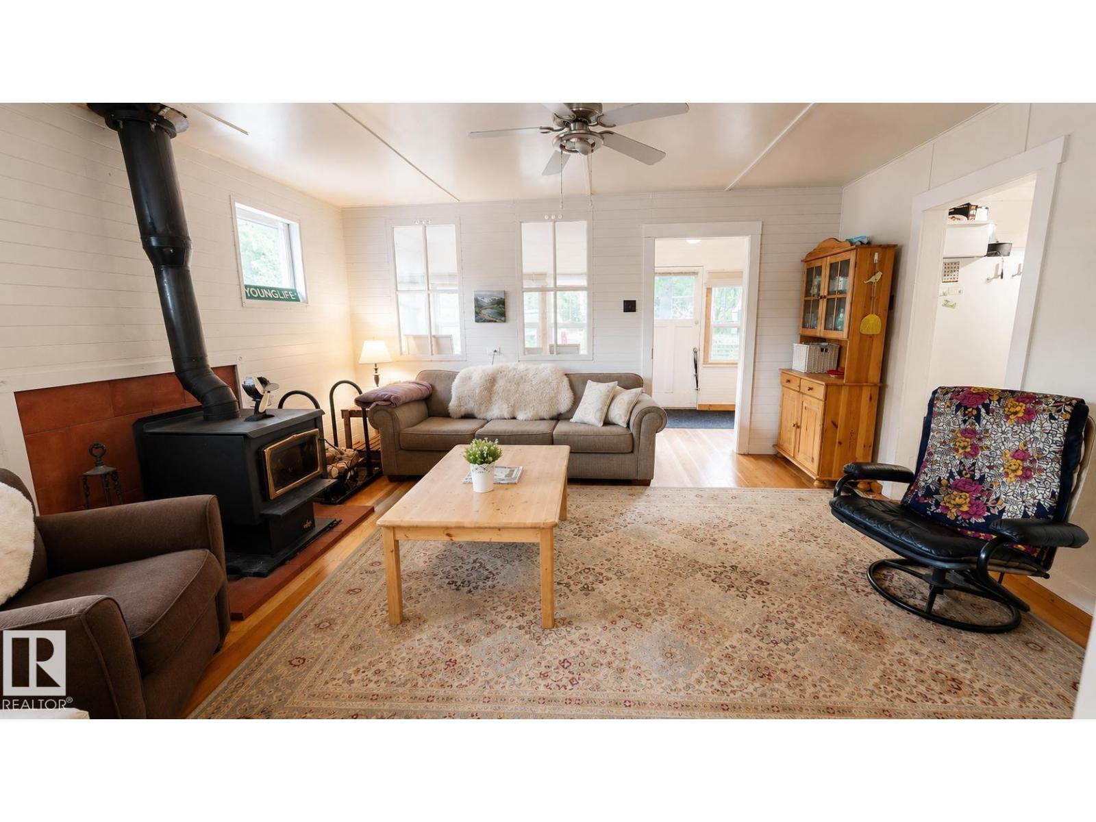 144 6 St S, Rural Parkland County, Alberta  T0E 2B0 - Photo 8 - E4495043